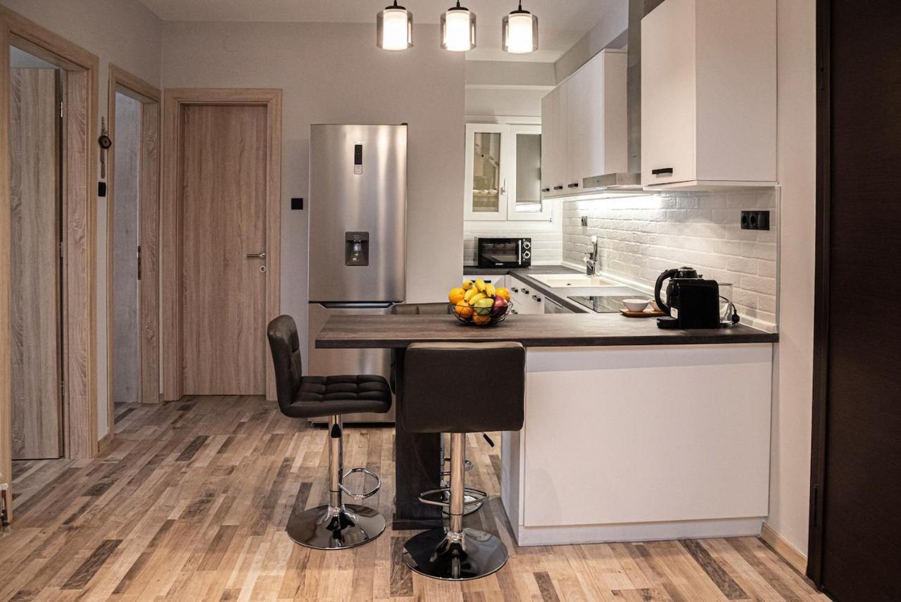 Charissa Apartment 沃洛斯 外观 照片
